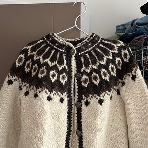 VINTAGE SCANDI SWEATER